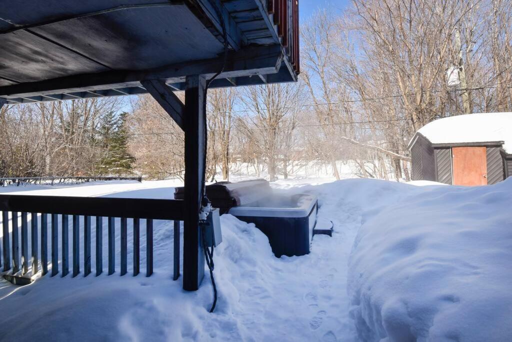 Cozy Home With Hot Tub Near Airport Quebec City Luaran gambar